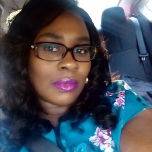 Meet your Posher, Tonya